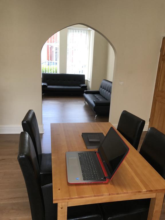 Gorton Holiday Home Blackpool Exteriör bild